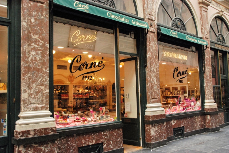 vente-POURCIEUX-min_chocolate_chocolaterie_shop_luxury_chic_gallery_brussels_belgium-558146